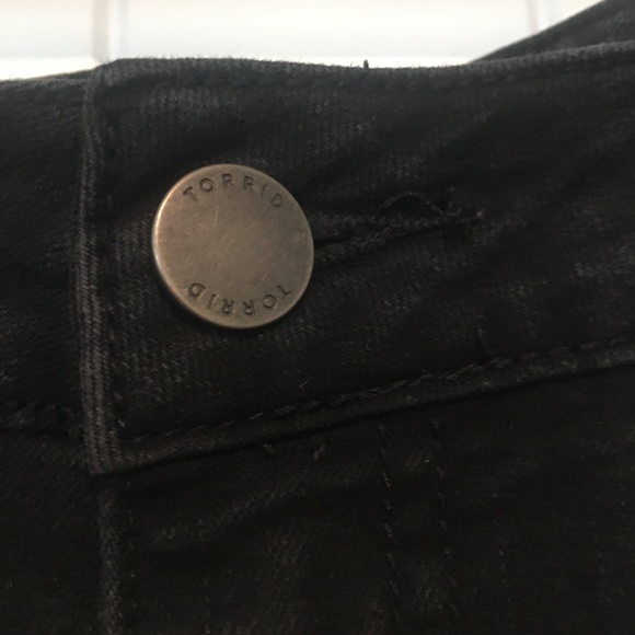 Torrid Distressed Jeans, sz 24R, Black Denim - Picture 9 of 15